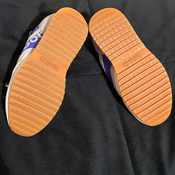 Reebok tennis shoes - Picture 13 of 15